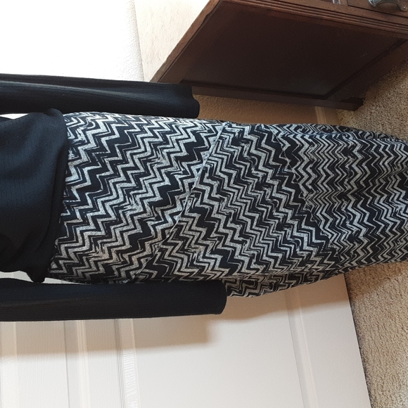 JOE B by Joe Benbasset Zig Zag Maxi Skirt - Picture 5 of 7